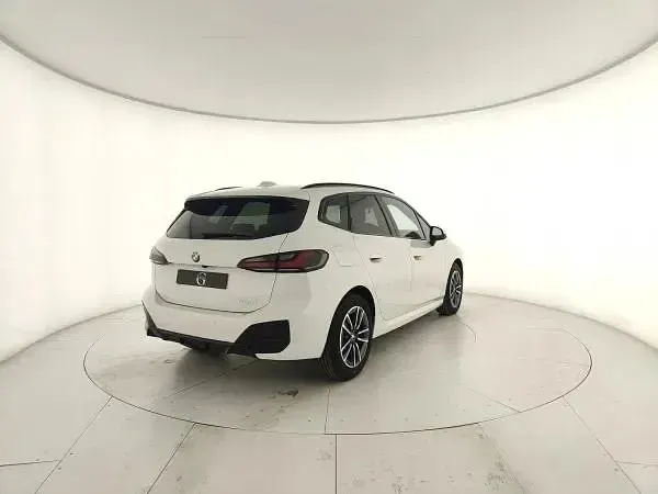 Nuova BMW 218 Active Tourer Comfort Edition 150 CV (110 kW) 2026 Bianco Monovolume
