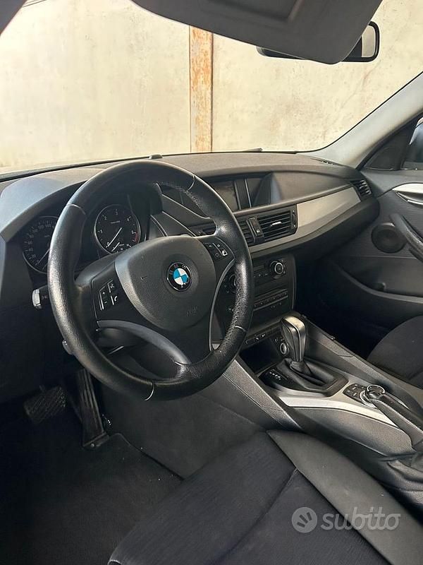 Usata BMW X1 143 CV (105 kW) 2011 SUV