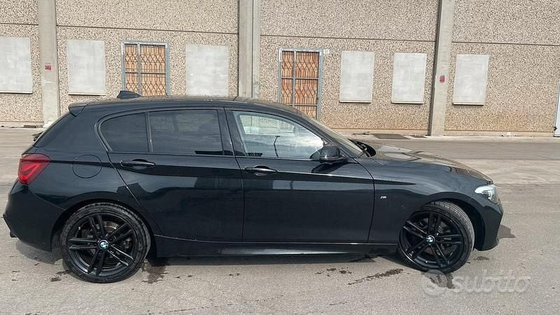 Usata BMW 120 M Sport 184 CV (135 kW) 2018 Nero Utilitaria