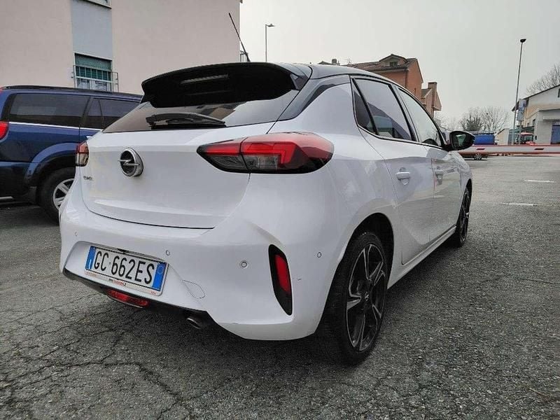 Usata Opel Corsa GS Line 101 CV (74 kW) 2020 Bianco Utilitaria