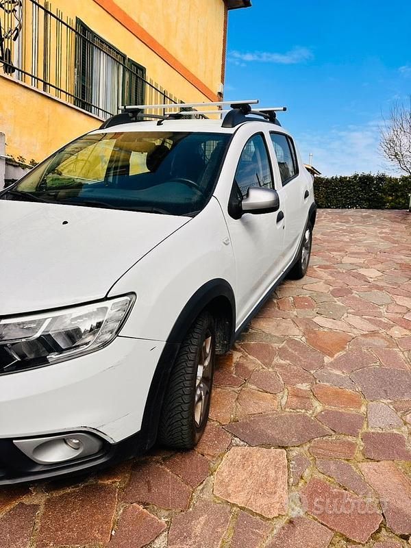 Usata Dacia Sandero Stepway 2017 Bianco SUV