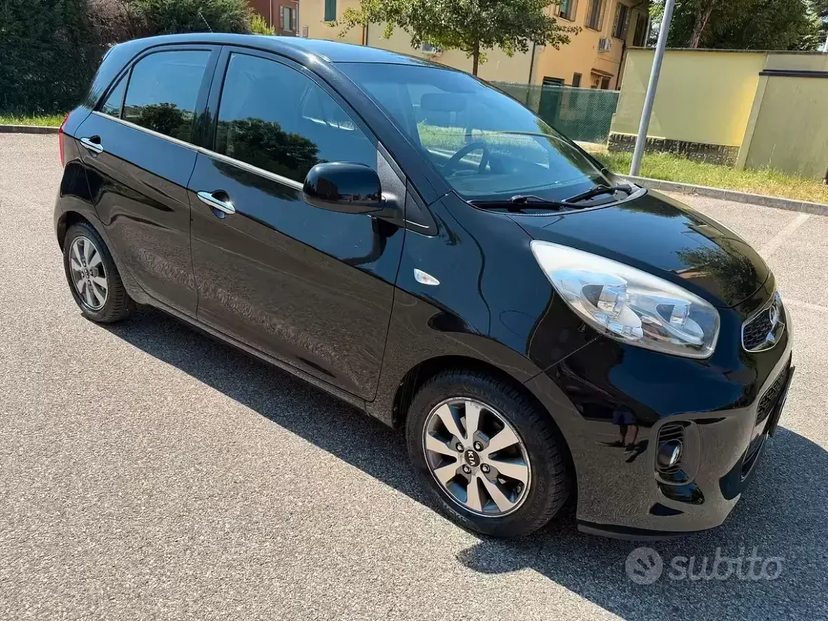 Usata Kia Picanto 67 CV (49 kW) 2016 Nero Utilitaria