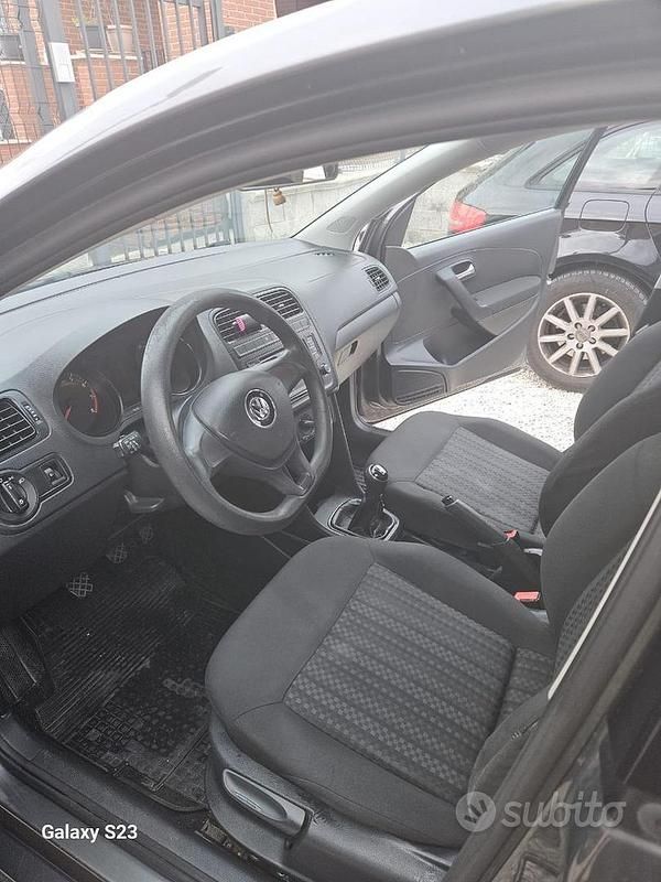 Usata VW Polo 60 CV (44 kW) 2016 Grigio Utilitaria