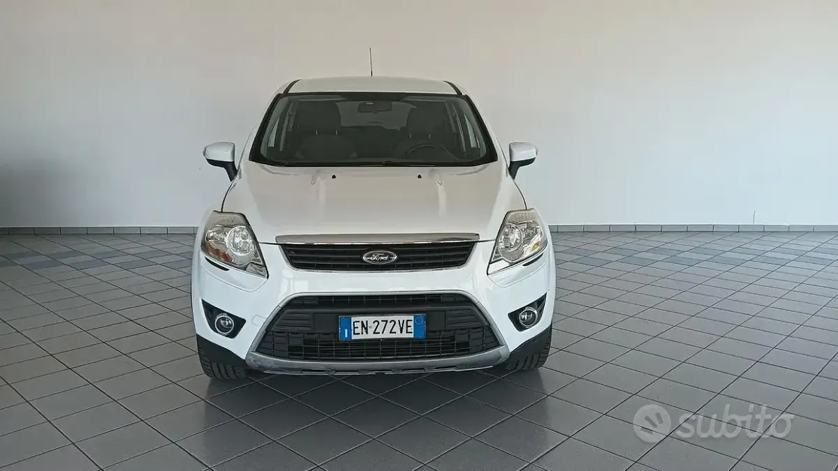 Usata Ford Kuga Titanium 140 CV (102 kW) 2012 Bianco SUV