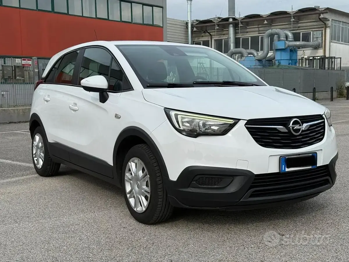 Usata Opel Crossland X 99 CV (72 kW) 2017 Bianco SUV