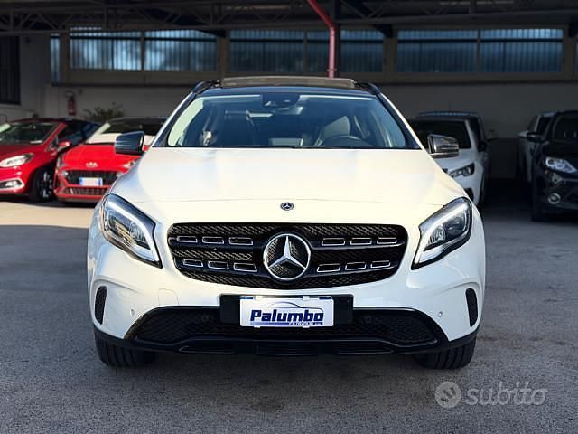 Usata Mercedes GLA200 Premium Plus 136 CV (100 kW) 2017 Bianco SUV