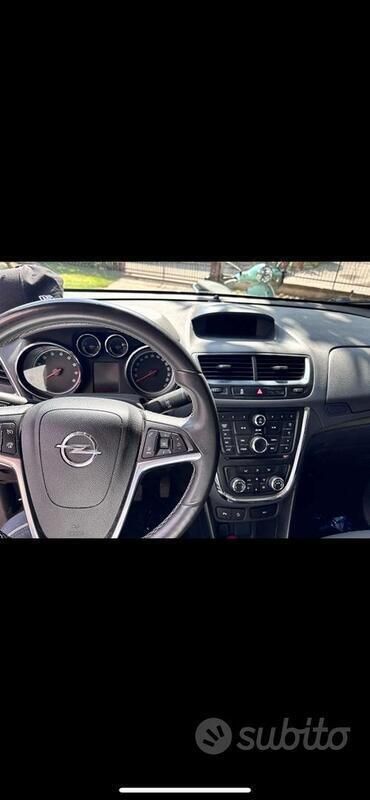 Usata Opel Mokka 140 CV (102 kW) 2013 Bianco SUV