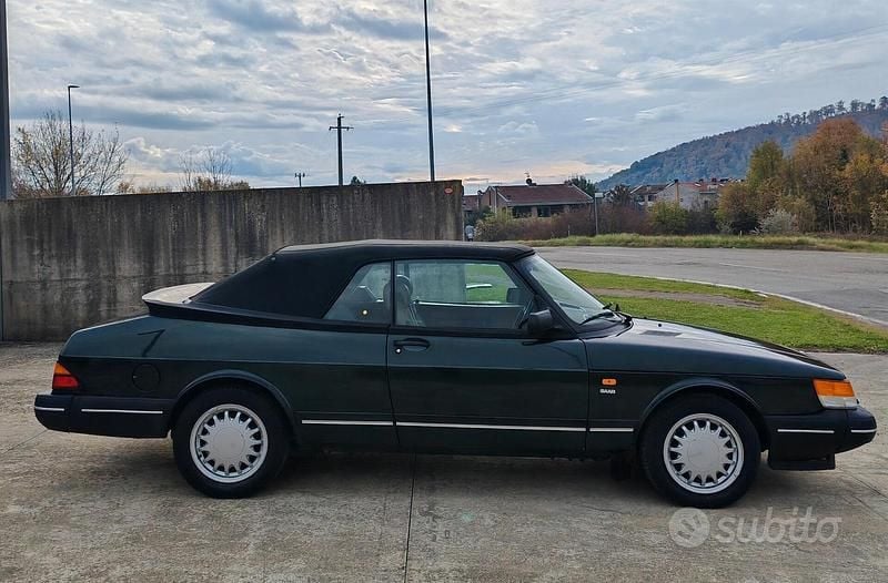 Usata Saab 900 Cabriolet 141 CV (103 kW) 1992 Verde Cabrio