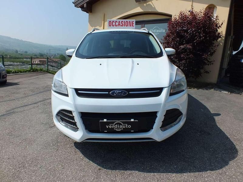 Usata Ford Kuga 140 CV (102 kW) 2014 Bianco SUV