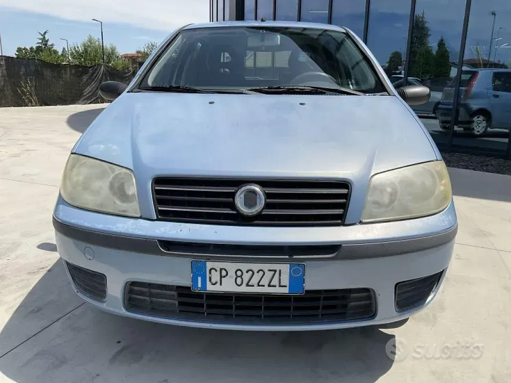 Usata Fiat Punto 60 CV (44 kW) 2004 Utilitaria