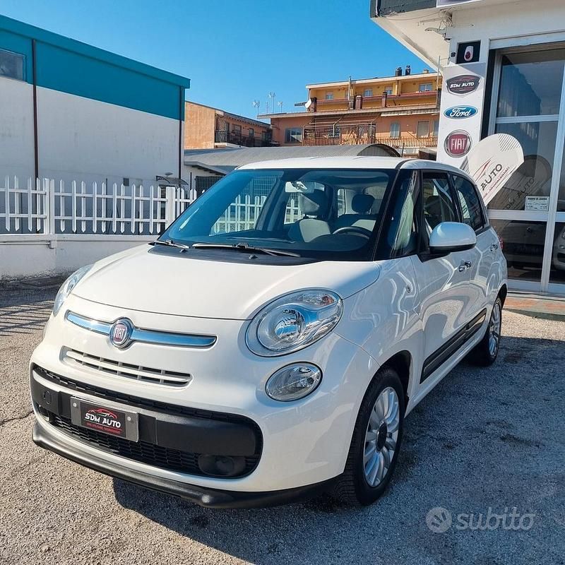 Usata Fiat 500L Lounge 85 CV (62 kW) 2015 Bianco Monovolume