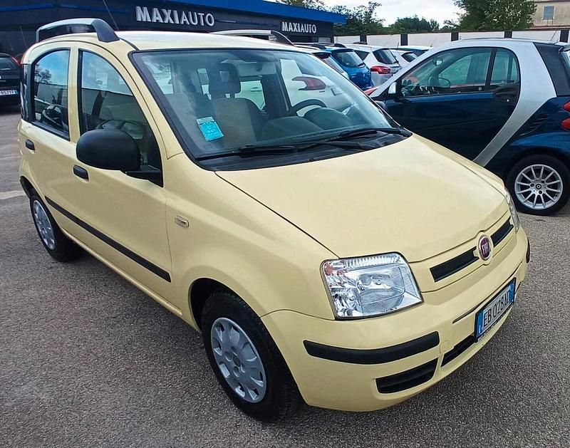 Usata Fiat Panda 59 CV (43 kW) 2011 Giallo Berlina