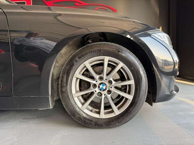 Usata BMW 318 Advantage 150 CV (110 kW) 2017 Nero Station wagon