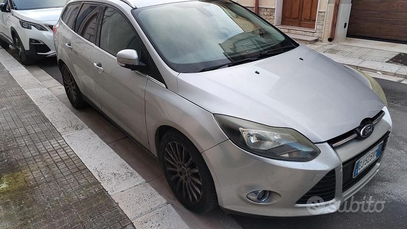 Usata Ford Focus 100 CV (73 kW) 2011 Station wagon