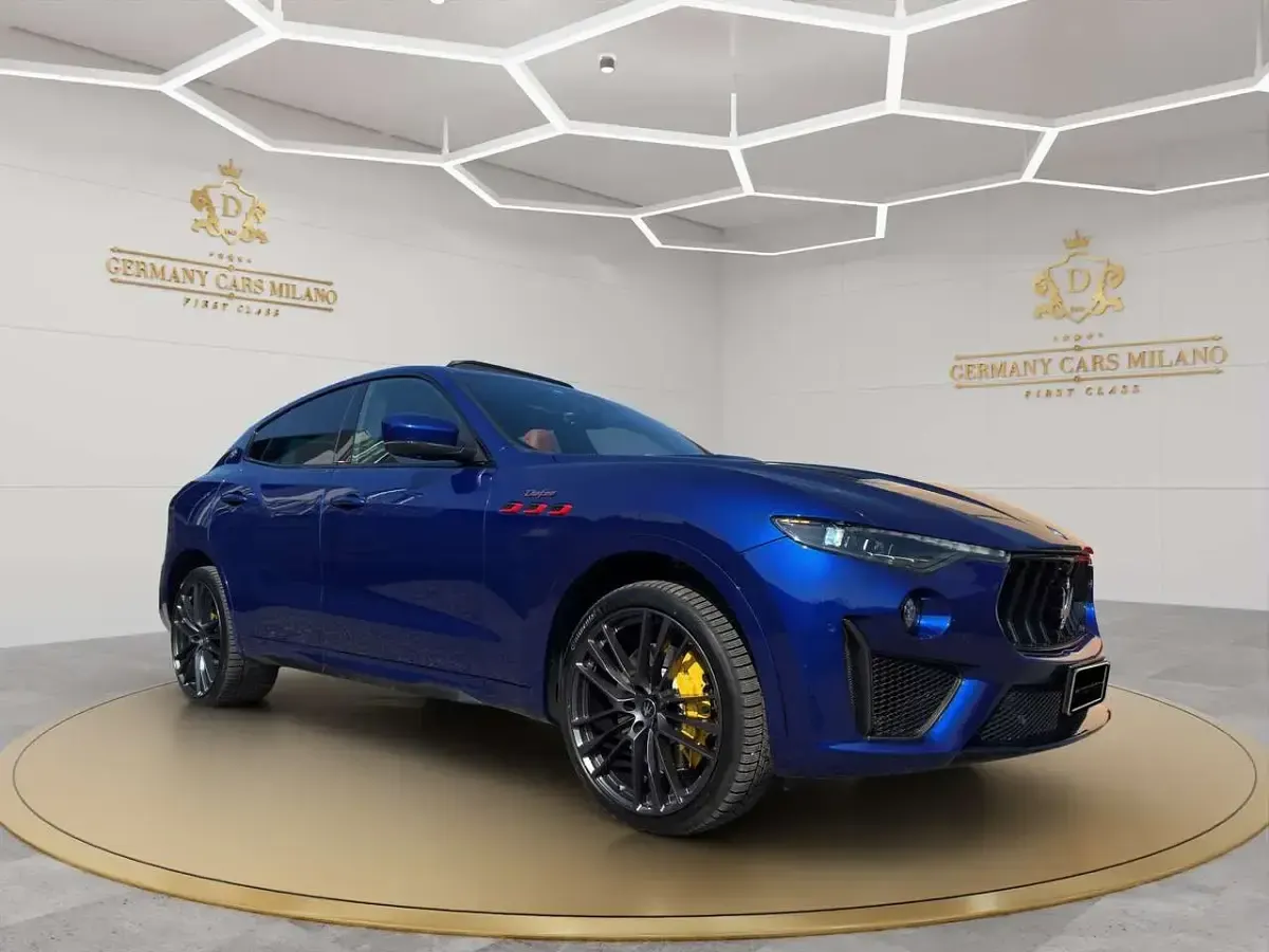 Usata Maserati Levante 581 CV (427 kW) 2021 Blu emozione SUV