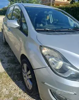 Usata Hyundai ix20 90 CV (66 kW) 2011 Grigio Utilitaria