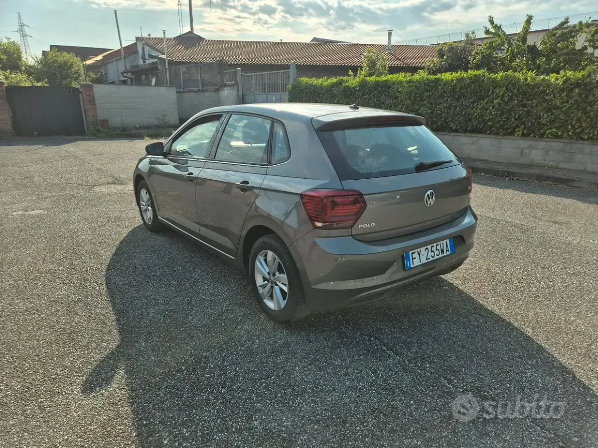 Usata VW Polo 95 CV (69 kW) 2019 Grigio Utilitaria