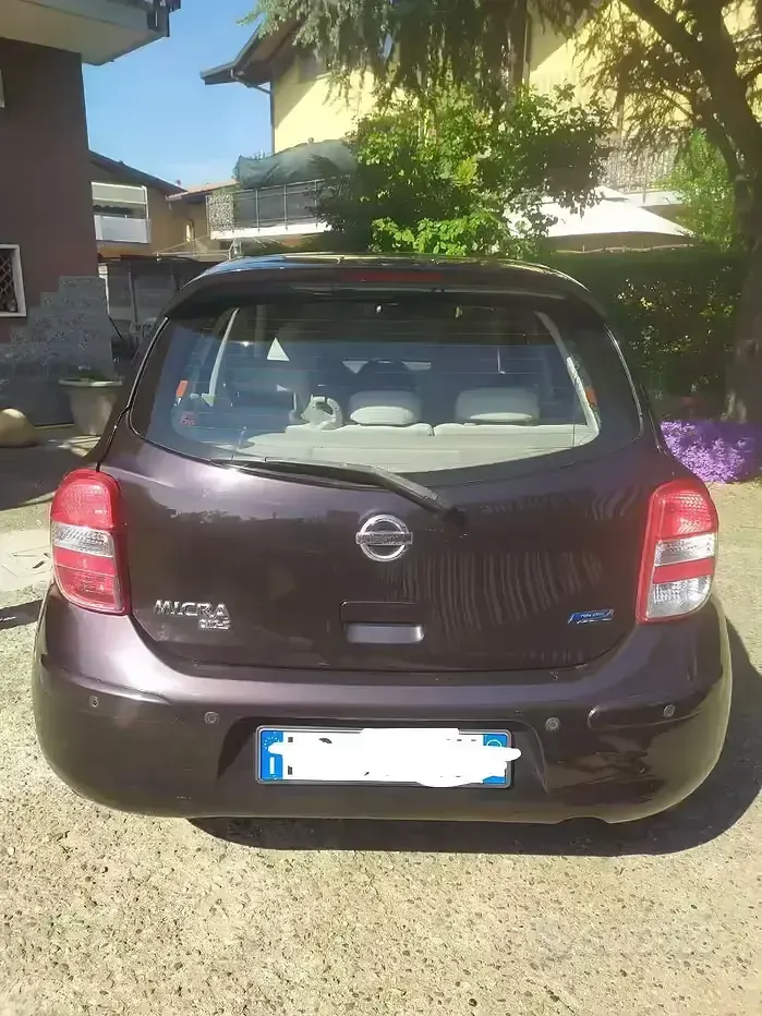 Gebraucht Nissan Micra 80 PS (58 kW) 2012 Schwarz Kleinwagen