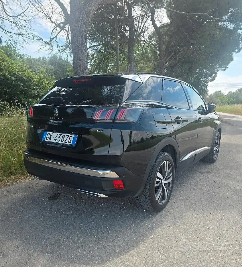 Usata Peugeot 3008 Allure 131 CV (96 kW) 2022 Nero SUV