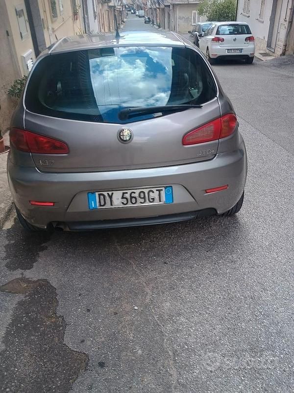 Usata Alfa Romeo 147 120 CV (88 kW) 2009 Utilitaria