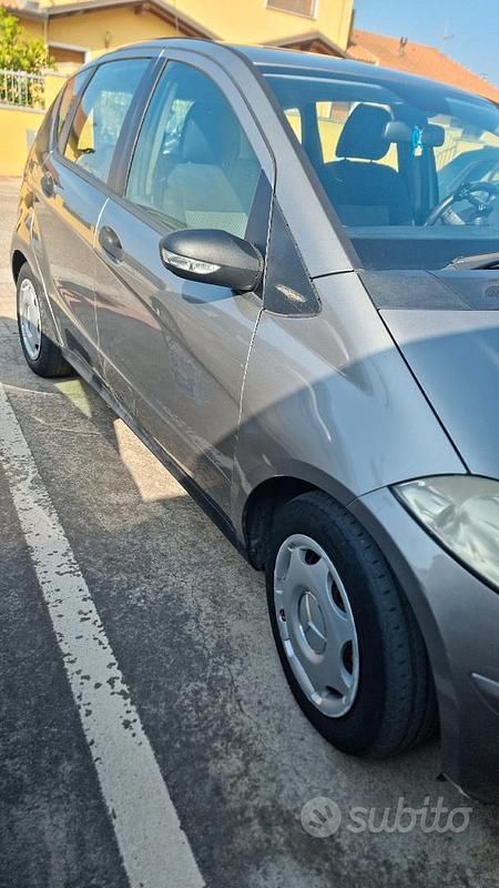 Usata Mercedes A160 2005 Grigio Berlina