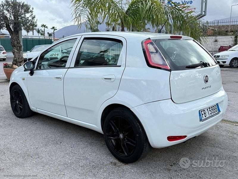 Usata Fiat Punto Lounge 2015 Utilitaria
