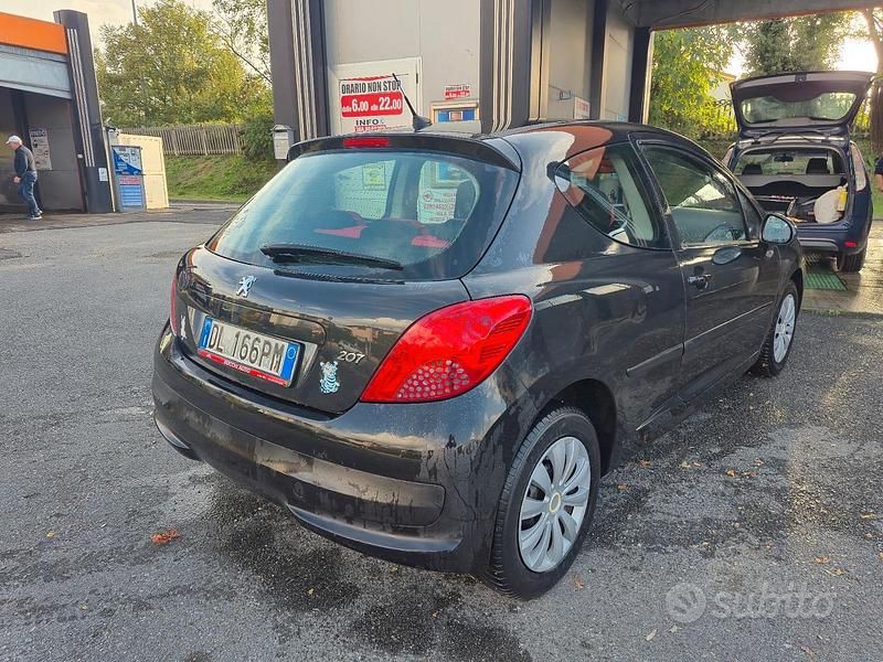 Usata Peugeot 207 75 CV (55 kW) 2008 Nero