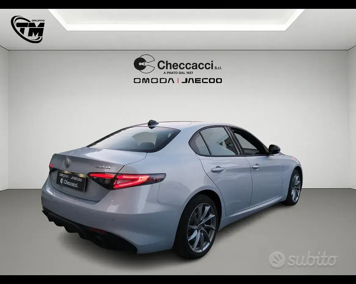 Usata Alfa Romeo Giulia 280 CV (205 kW) 2024 Bianco Berlina