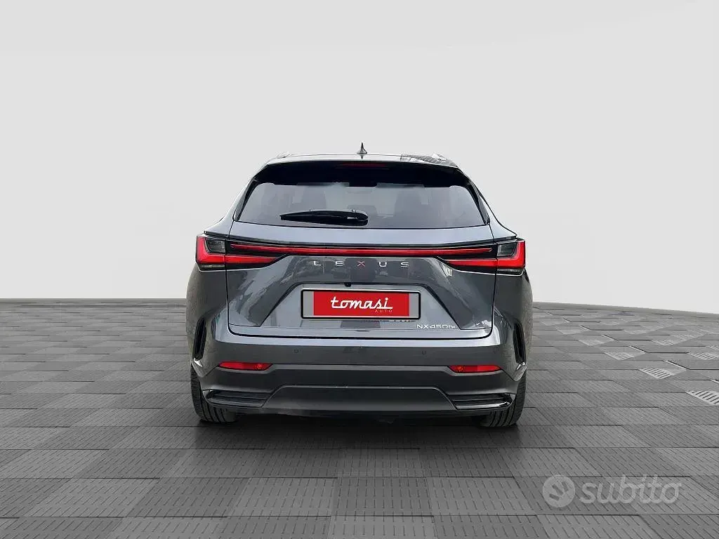 Nuova Lexus NX450h+ 147 CV (108 kW) 2026 Grigio SUV