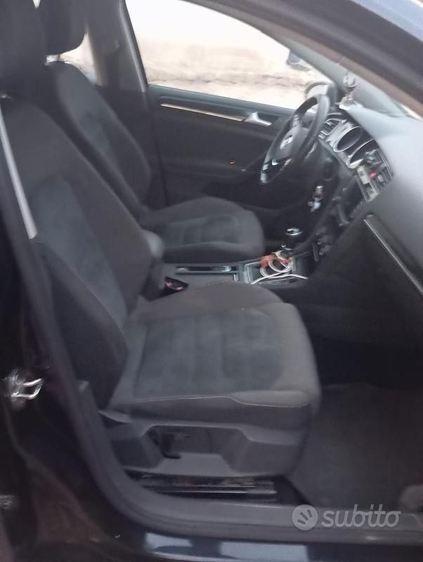 Usata VW Golf VII 2016 Nero Utilitaria