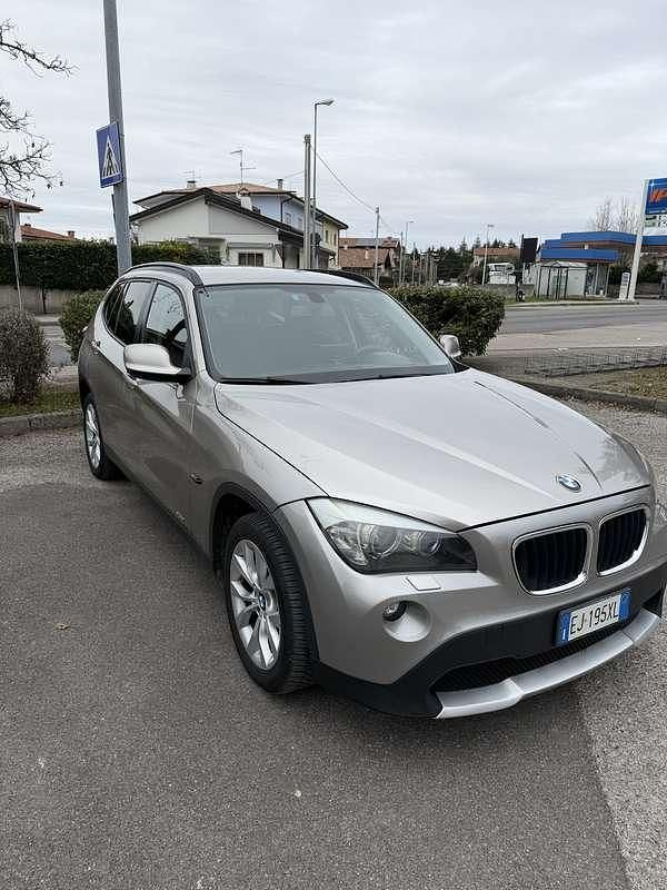 Usata BMW X1 194 CV (142 kW) 2012 Grigio SUV