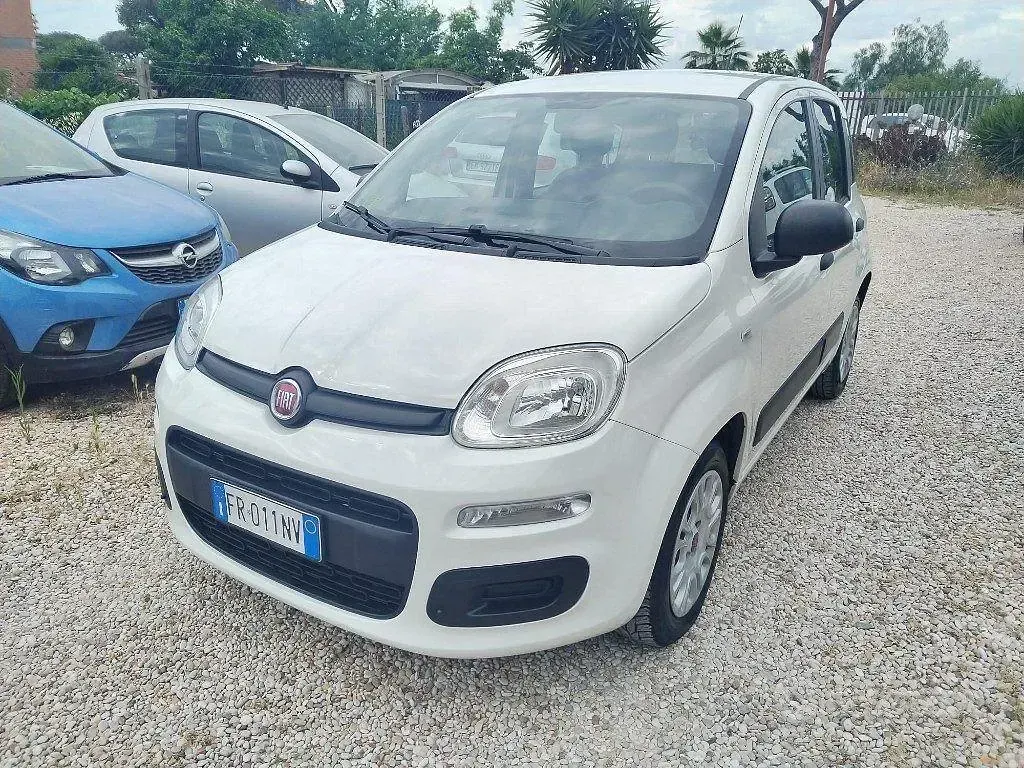 Usata Fiat Panda Easy 69 CV (50 kW) 2018 Bianco Utilitaria