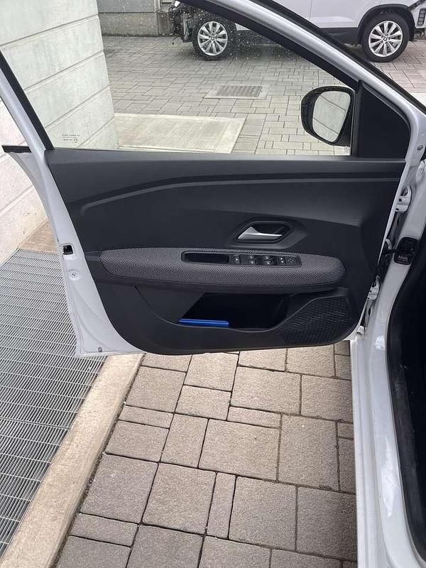 Usata Dacia Sandero Expression 101 CV (74 kW) 2025 Other Berlina