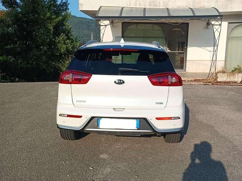 Usata Kia Niro 105 CV (77 kW) 2018 Bianco SUV