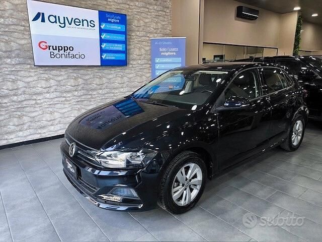 Nero Usata 2020 VW Polo Comfortline Tre volumi | 13.900 € (Buon prezzo) - Immagine 1/4