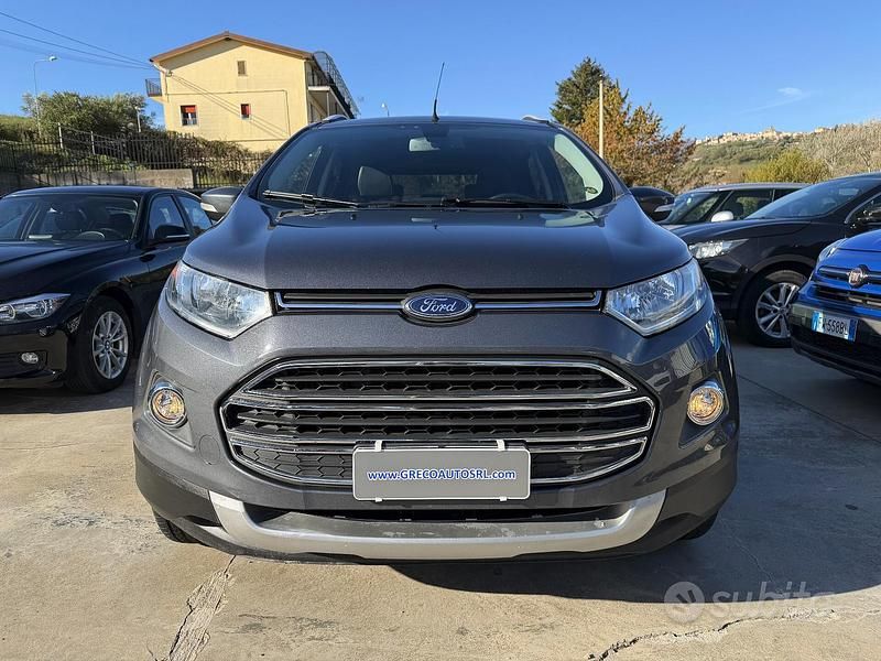 Usata Ford Ecosport Titanium 95 CV (69 kW) 2017 Grigio SUV