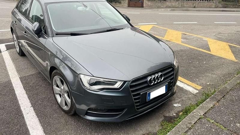 Usata Audi A3 Business 110 CV (80 kW) 2015 Grigio Berlina