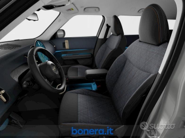 Usata Mini Countryman Essential 169 CV (124 kW) 2024 Argento SUV