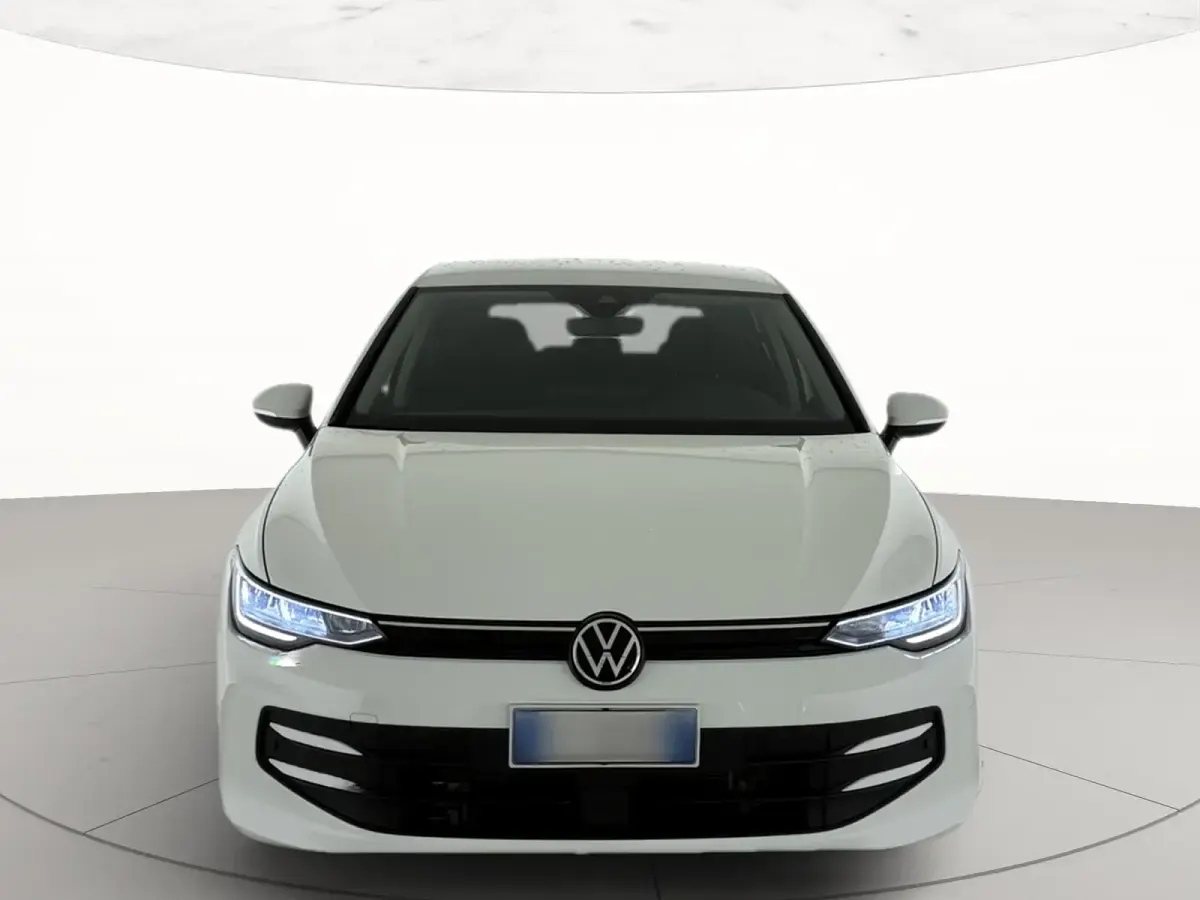 Usata VW Golf VIII Edition 116 CV (85 kW) 2025 Pure white Berlina
