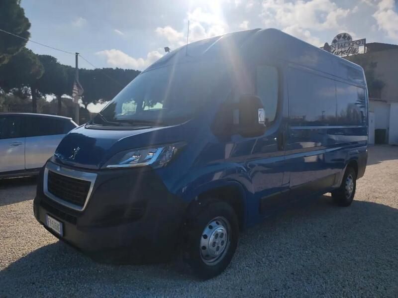 Usata Peugeot Boxer 140 CV (102 kW) 2019 Blu Furgone