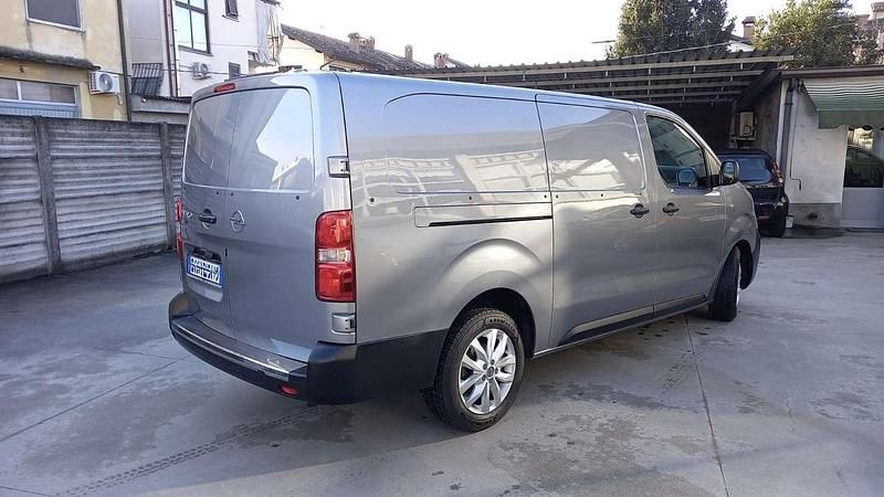 Usata Opel Vivaro 177 CV (130 kW) 2020 Grigio Monovolume