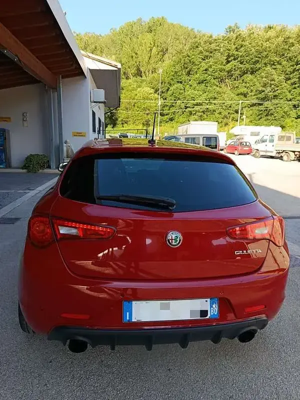 Usata Alfa Romeo Giulietta Veloce 241 CV (177 kW) 2016 Rosso Utilitaria