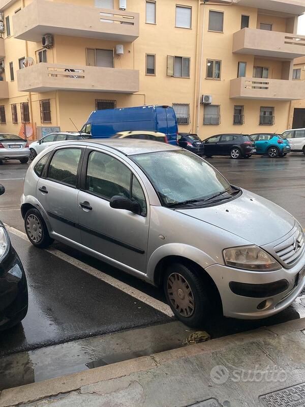 Grigio Usata 2004 Citroën C3 Due volumi | 1800 € - Immagine 1/3