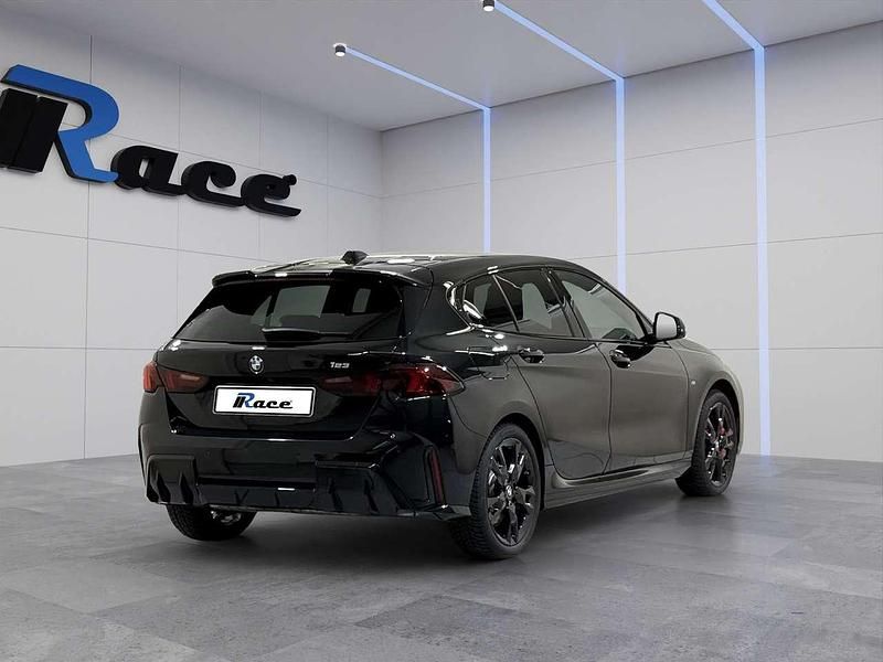 Usata BMW 123 M Sport 218 CV (160 kW) 2025 Nero Utilitaria