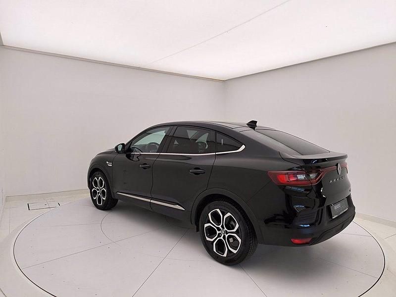 Usata Renault Arkana Intens 145 CV (106 kW) 2022 Nero SUV
