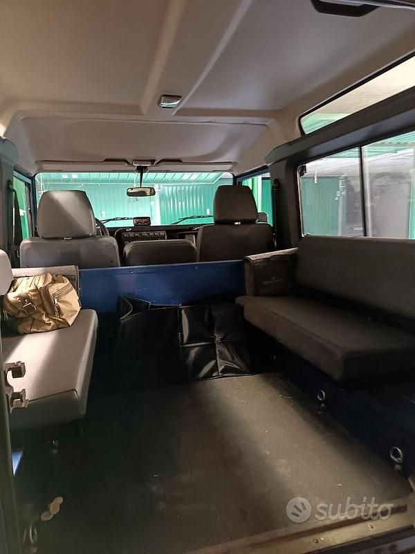 Gebraucht Land Rover Defender 122 PS (89 kW) 2003 Blau Kombi