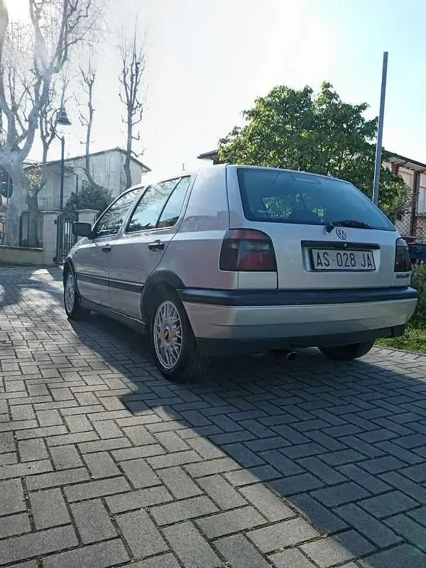 Usata VW Golf III 75 CV (55 kW) 1997 Berlina