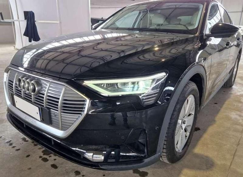 Usata Audi e-tron Sportback Business 158 kW (215 CV) 2020 Nero SUV