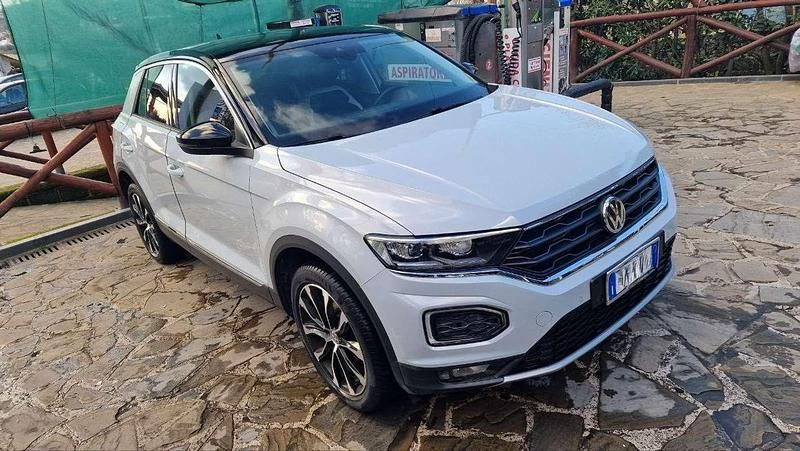 Usata VW T-Roc Business 150 CV (110 kW) 2020 Bianco SUV