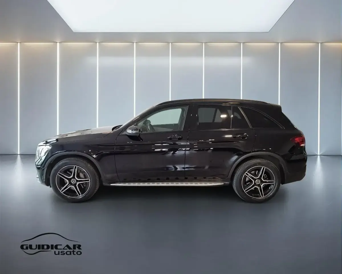 Usata Mercedes GLC300de Edition 194 CV (142 kW) 2022 Nero SUV